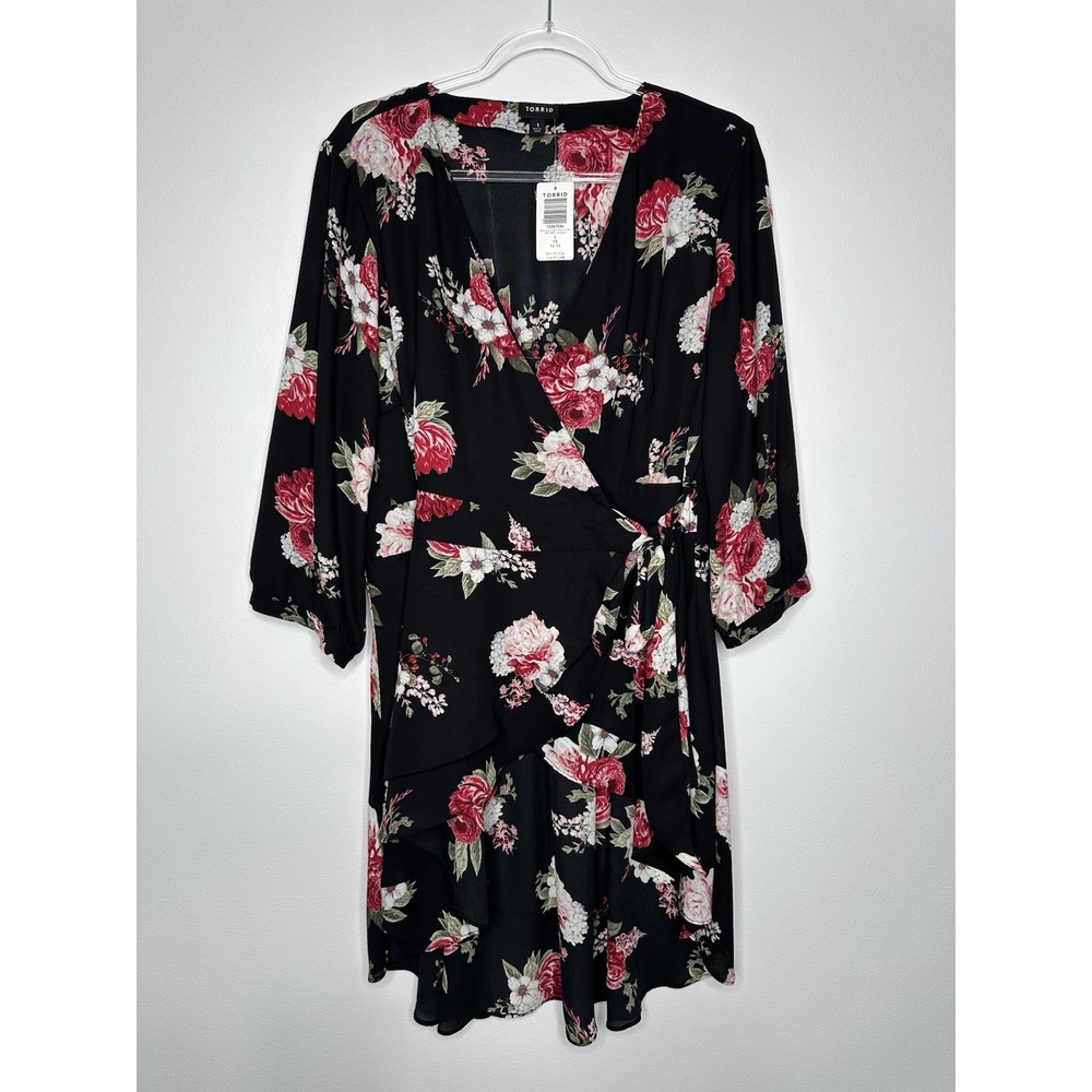 Torrid Floral Wrap‎ Top Size 1X Black Whimsigoth Hi Lo